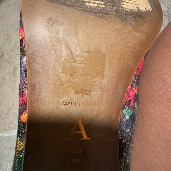 Anthropologie Anthro Joyeux Ankle Boots Sz 40 9.5
Green Motif Colorful rare shoe - Picture 9 of 13